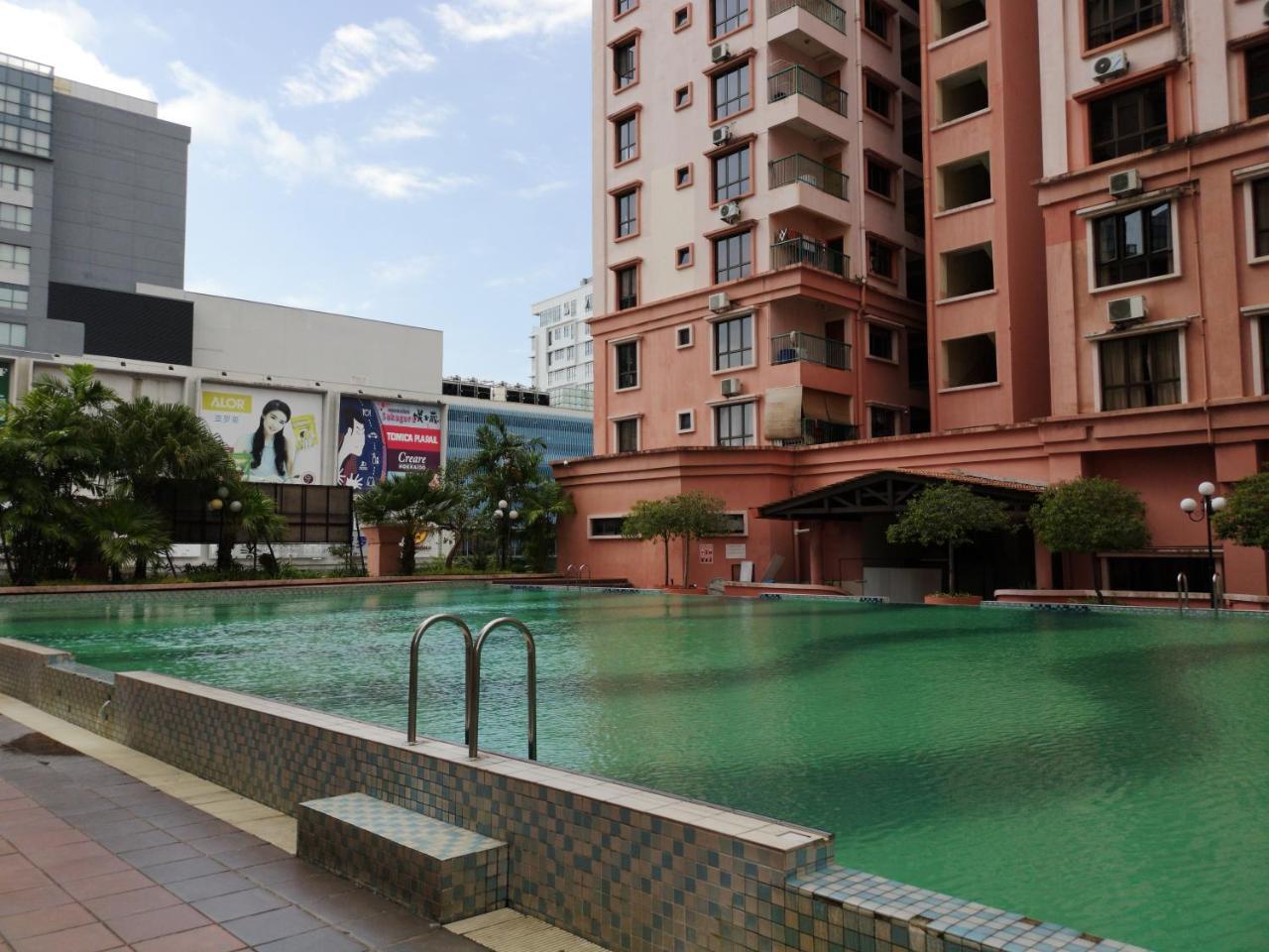 الشقق الفندقية كوتا كينابالوفي  Marina Court Luxury Penthouse المظهر الخارجي الصورة