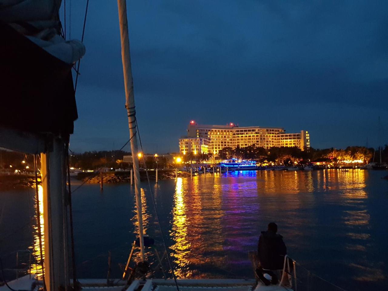 الشقق الفندقية كوتا كينابالوفي  Marina Court Luxury Penthouse المظهر الخارجي الصورة